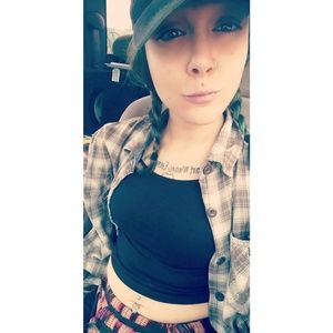 Meet your Posher, Kayla